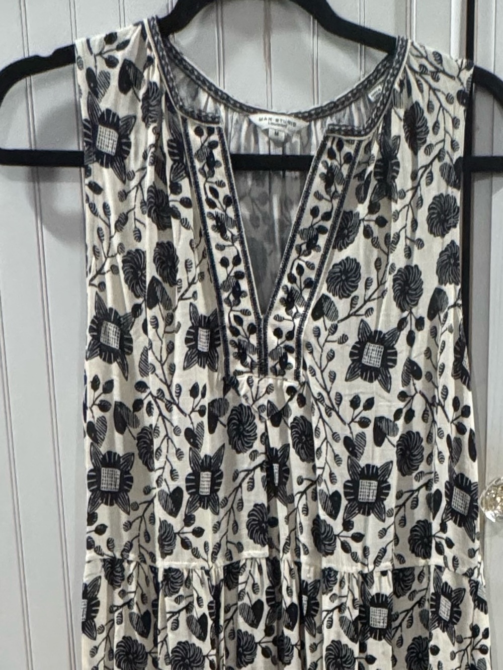 Max Studio Black Floral Maxi Dress on Cream - Picture 3 of 4
